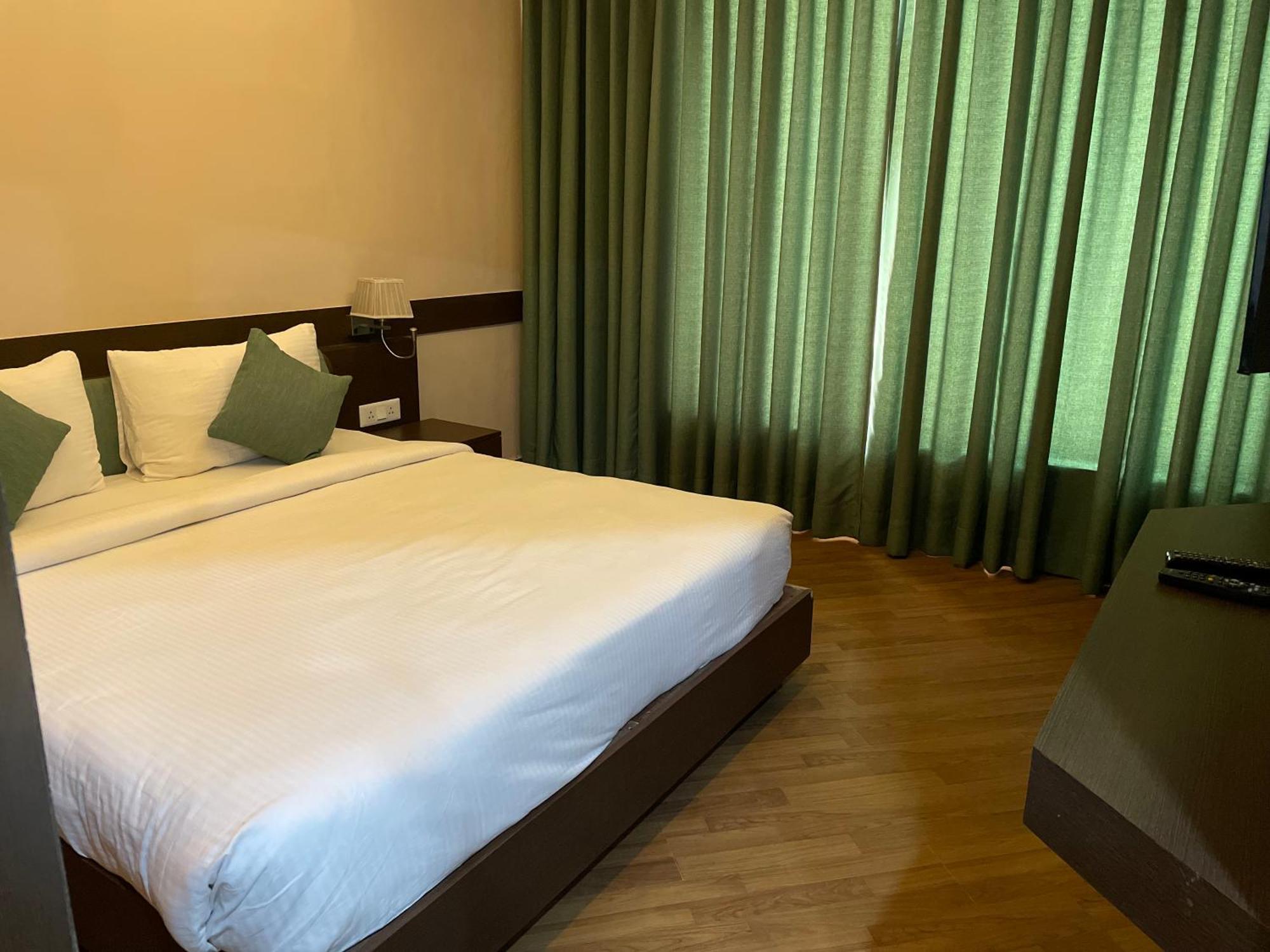 Hotel V Retreat Gurgaon Extérieur photo