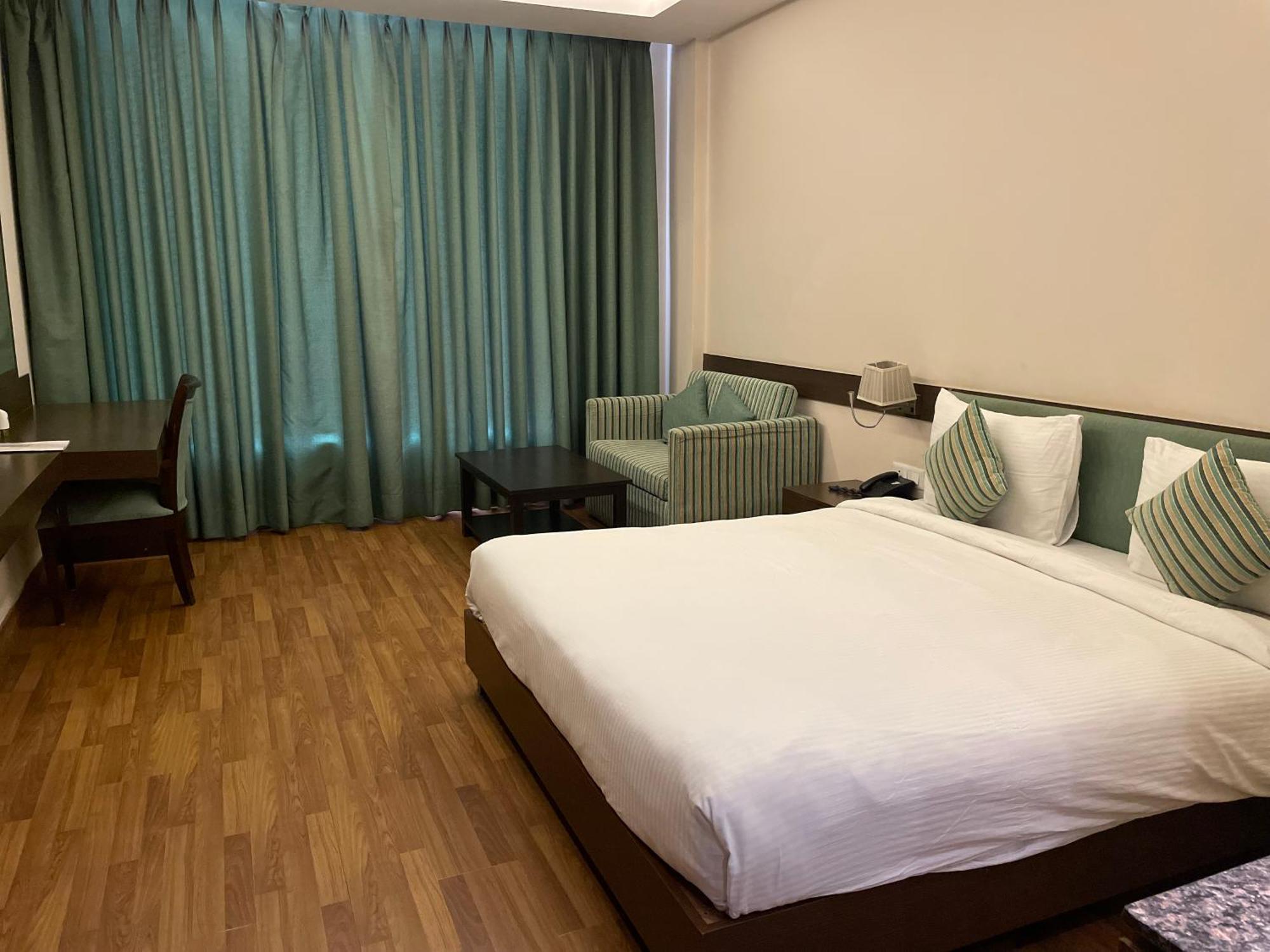 Hotel V Retreat Gurgaon Extérieur photo